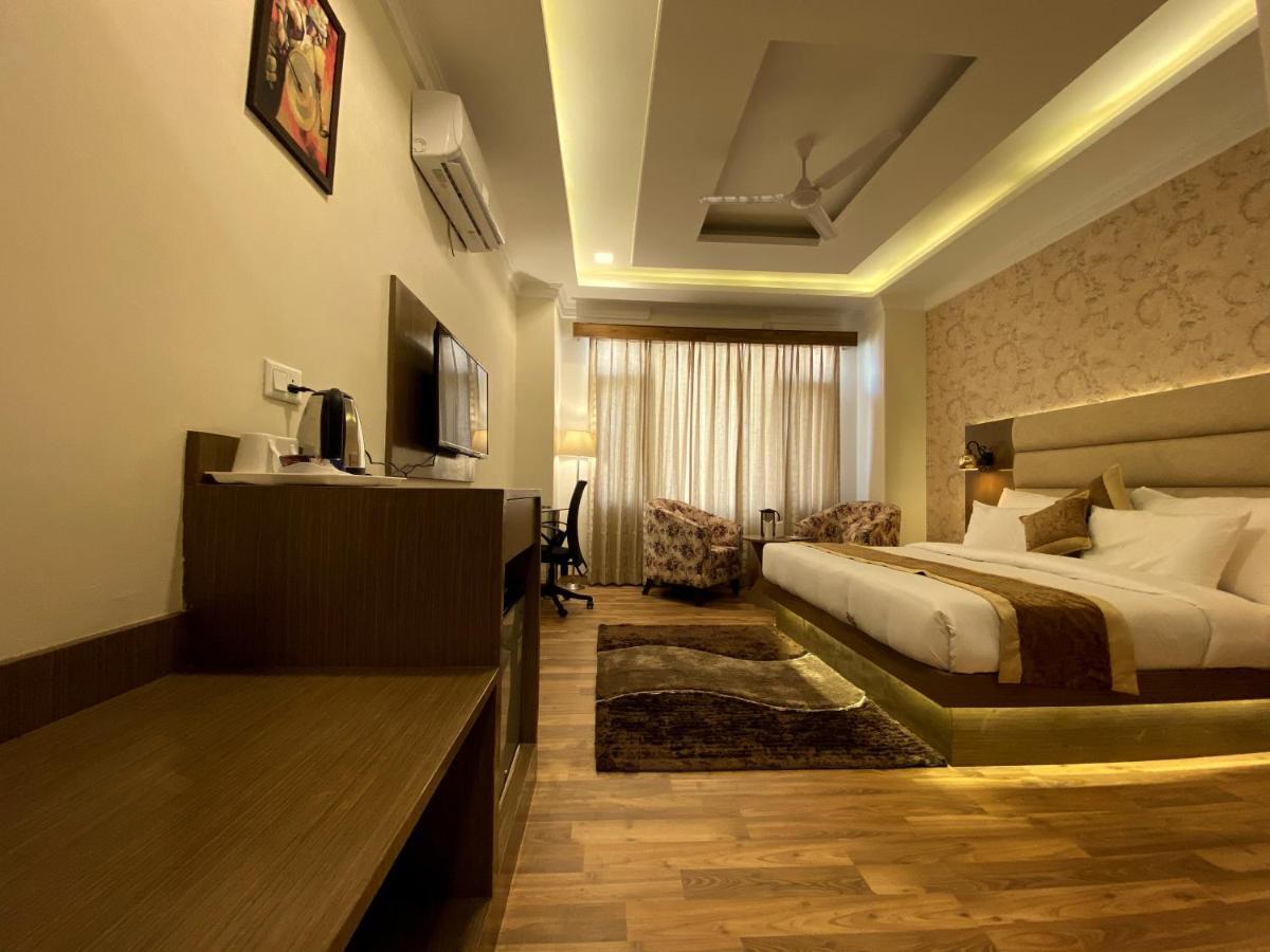 Royal Mansion Hotel Kullu Bagian luar foto