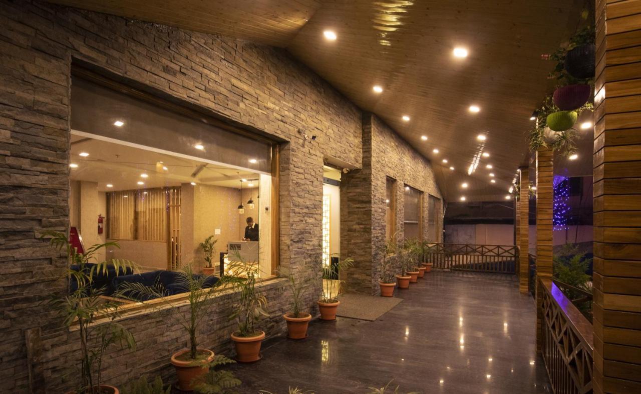 Royal Mansion Hotel Kullu Bagian luar foto