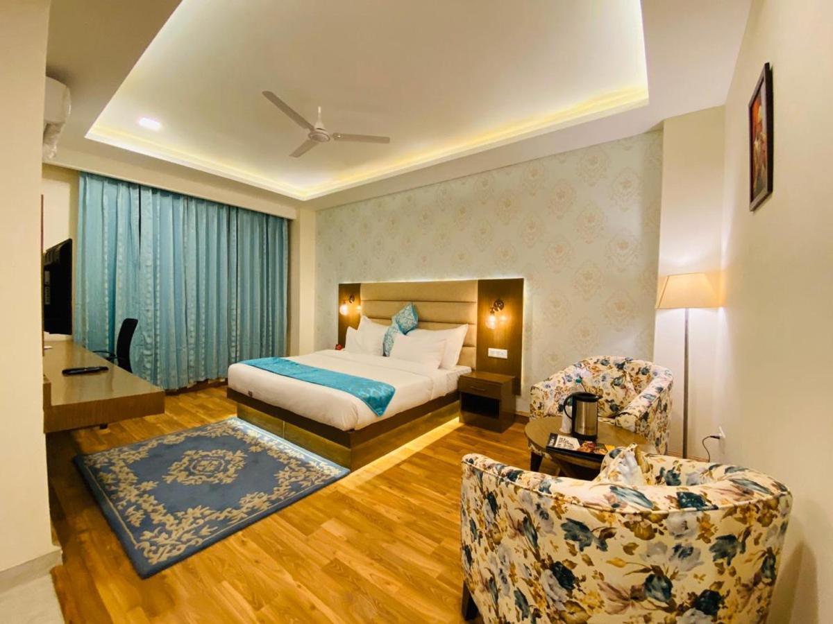Royal Mansion Hotel Kullu Bagian luar foto