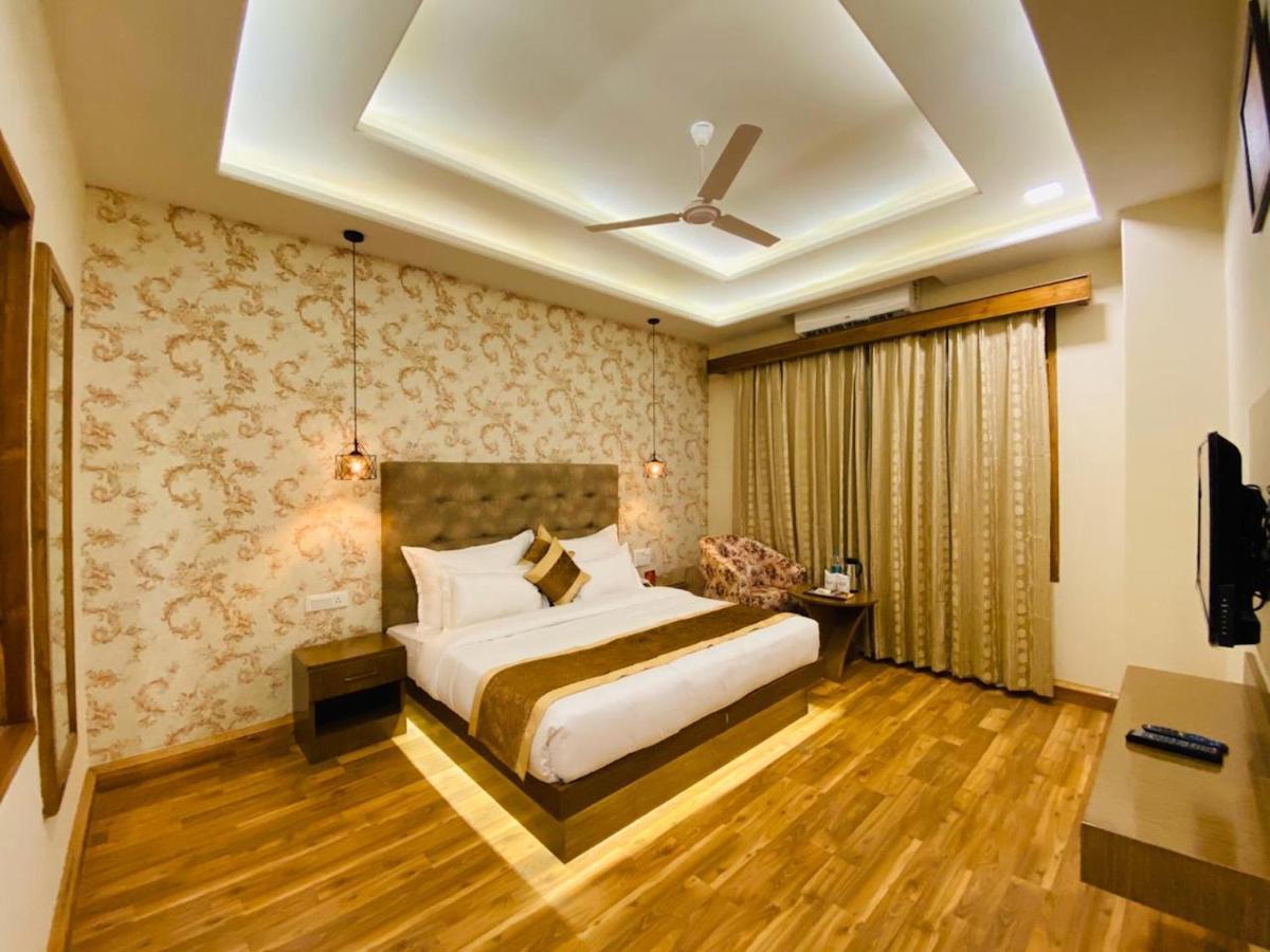 Royal Mansion Hotel Kullu Bagian luar foto
